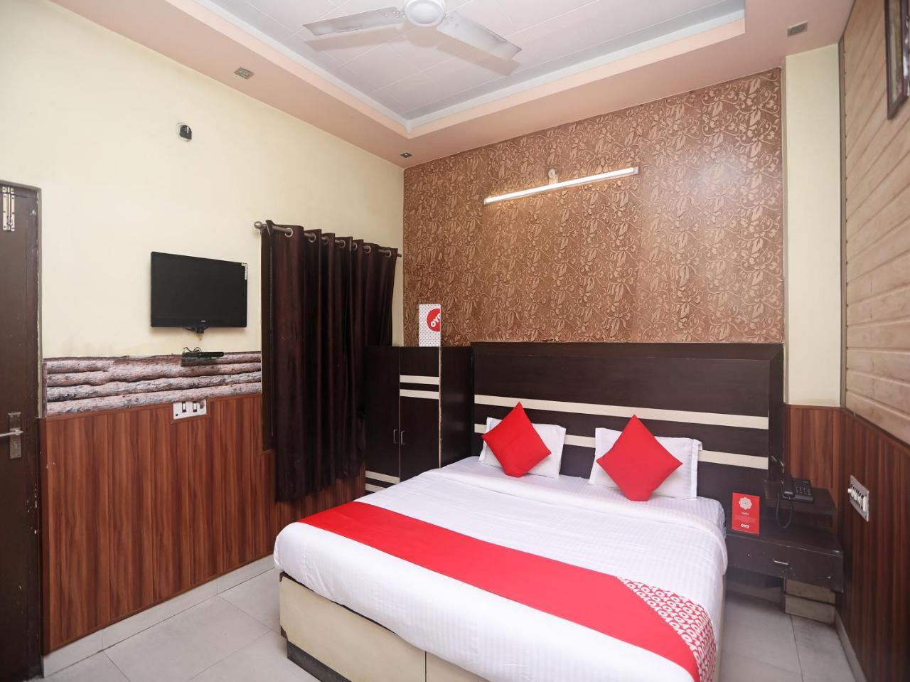 Vaccinated Staff- Oyo 18541 Hotel Haridev Roorkee Exterior photo
